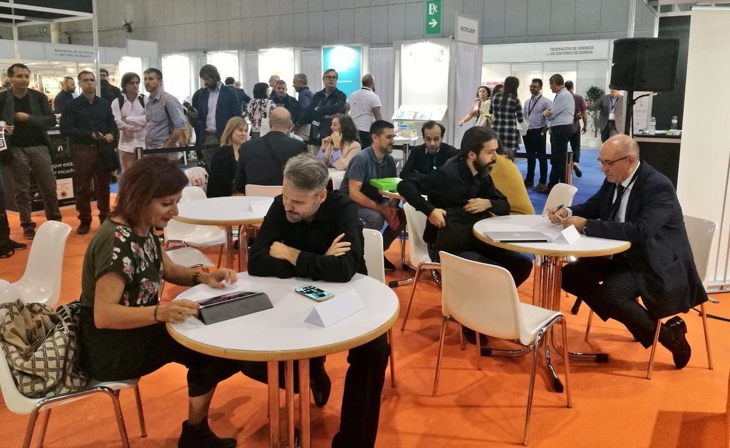 Éxito de los II encuentros «pitch & match» con editores, en Liber 2018